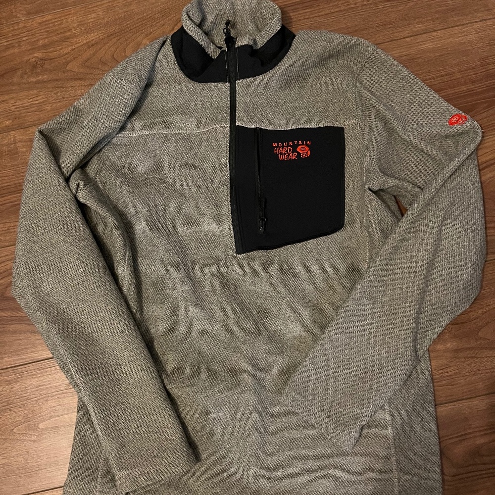 Men’s Mountain Hardwear Heavy Fleece Quarter Zip Pullover - VGUC - Size Medium